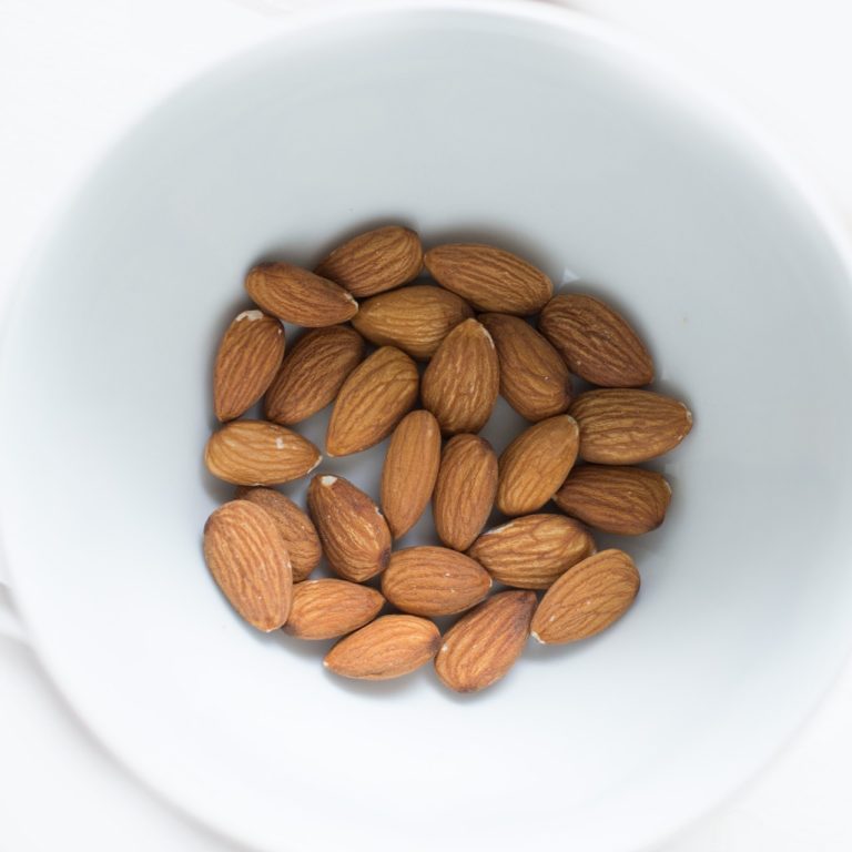 Almonds: Benefits, How to Eat, How much to Eat and much more