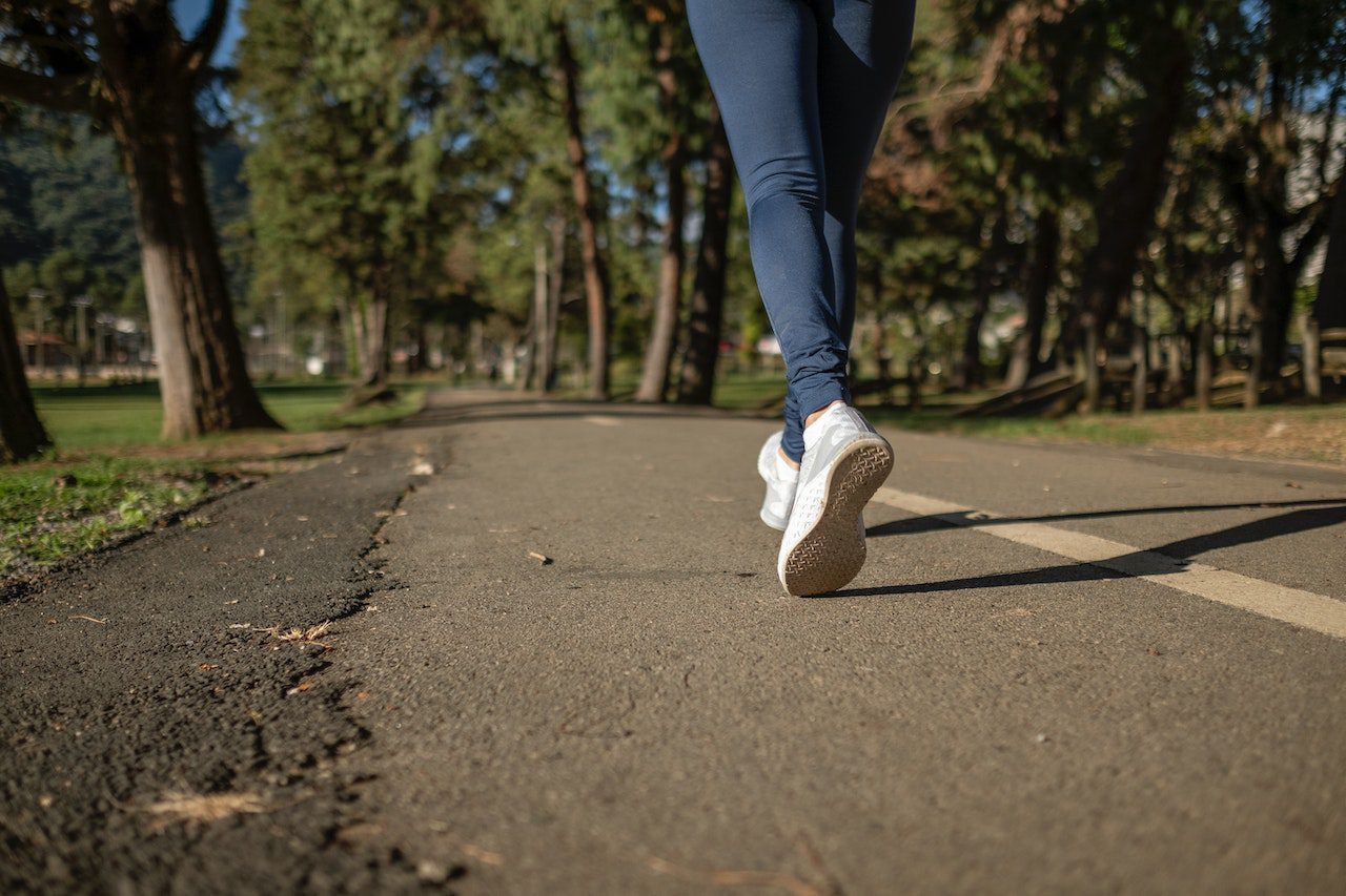 The Benefits of Walking 10,000 Steps Daily for One Month