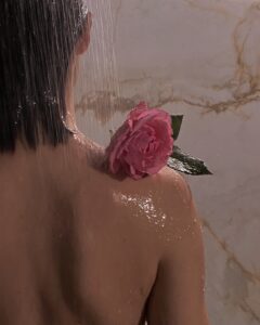 Benefits of Hot Water Shower